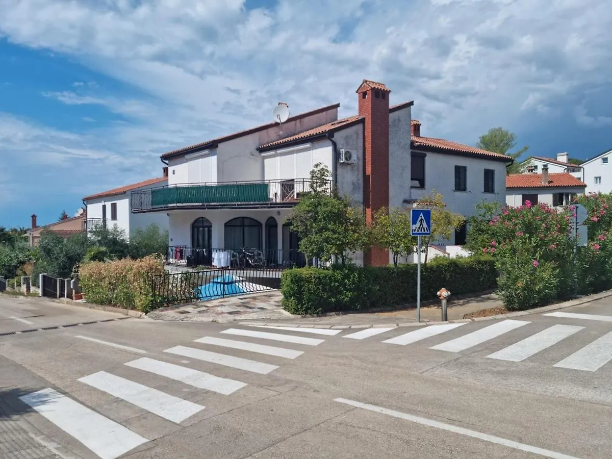 Studio Raven Poreč Apartamento